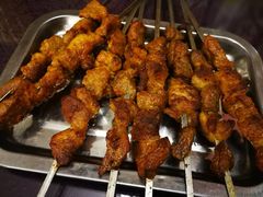 -牧场烧烤餐饮广场