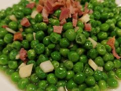 -新白鹿餐厅(百联中环店)