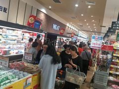 -永旺黄岛购物中心