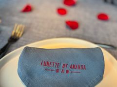 -弦月窗LUNETTE BY AMANDA(复兴路店)