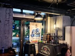 -麦凯伦烧烤·精酿超级工厂店(金桥总店)