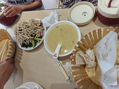 -闫家驴肉老店(华电一校店)