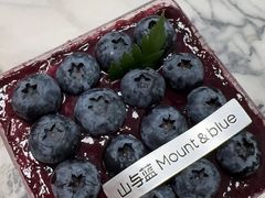 -山与蓝·轻糖鲜果蛋糕(勒泰店)