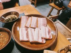 -阿山卓·野生菌火锅·纳西火塘烤肉