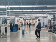 -迪卡侬(西三旗店)
