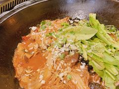 -万里闯关东铁锅炖菜馆(高新旗舰店)
