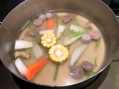 招牌牛骨清汤锅-左庭右院鲜牛肉火锅(新梅广场店)