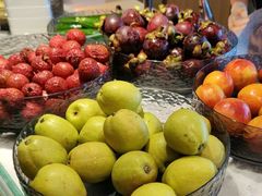 -涨巢·潮玩水疗局