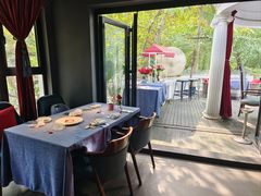 -弦月窗LUNETTE BY AMANDA(复兴路店)