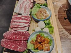 -明洞阿姨·韩式酱蟹烤肉·创意料理(三元桥店)