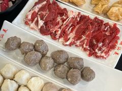 肉香四溢鲜吊龙-潮汕美牛肉丸火锅店(天宁寺店)