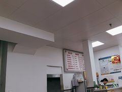 -何记酿皮店(西流湾店)