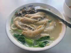 招牌黄鱼面-明呈黄鱼面馆(斜土路店)
