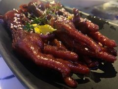 吮指鸡爪-桂满陇天书(南京德基旗舰店)