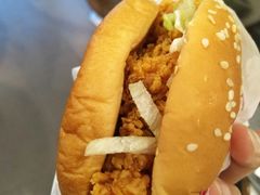 麻辣鸡腿汉堡-麦当劳(新新大道岗丰店)