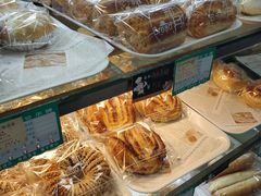 -新月蛋糕西点专卖店(大麦街店)