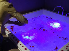 -Let’s Relax Spa(Terminal 21 Asok)