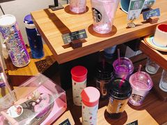 零售区-星巴克(宝山万达店)