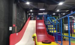 -蹦贝运动中心·蹦床·攀岩·闯关(龙岗店)