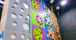 -蹦贝运动中心·蹦床·攀岩·闯关(龙岗店)