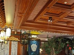 -八府香鸭·啫啫煲(华山路店)