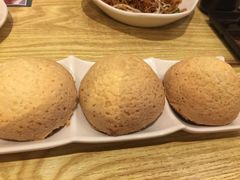 酥皮焗叉燒包-添好运点心专门店(百老汇店)