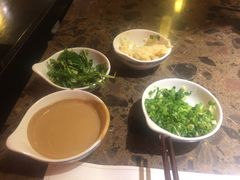 -月满大江经典火锅(任城路店)