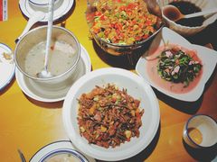 干豆角烧肉-邻家小馆(银都店)