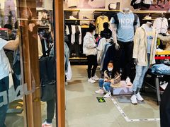 -UNDER ARMOUR(八达岭奥莱店)