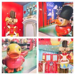 -Hamleys哈姆雷斯(东方福来德店)