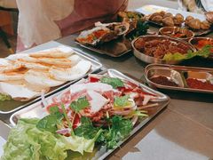 -围炉肉舍•炭烤活鳗•丹东海鲜烤肉(步行街店)