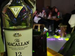 -TZ House音乐现场(来福士中心店)