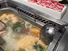 -海底捞火锅鲜切牛肉主题店(长寿路店)