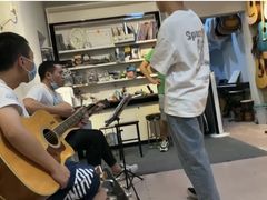 -旅程琴行吉他培训·吉他专卖