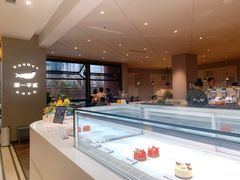 -潮一不贰·法式甜品·生日蛋糕·西式简餐(外滩店)