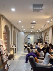 -花系美·美甲美睫精品店