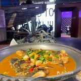 安吉必吃土家菜，没想到去了一家网红打卡店，还是多元化风格