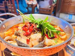 -菌自由丨野生菌火锅特色庭院餐厅(丽江古城店)