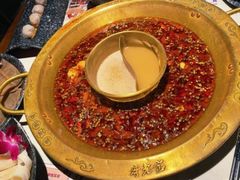 -哥老官重庆美蛙鱼头(松江地中海十八哥店)