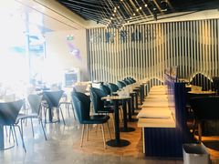 大堂-野萃山·潮汕厚果汁(十亩地店)