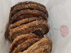 巧克力蝴蝶酥-上海哈尔滨食品厂(淮海中路店)