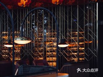 「耍」𝐒𝐇𝐔𝐀｜250米高空用餐尽在重庆洲际酒店