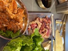 -围炉肉舍•炭烤活鳗•丹东海鲜烤肉(步行街店)