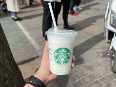 -星巴克(北京西大望路温特莱店)
