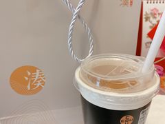 大红袍珍珠奶茶-湊湊火锅·茶憩(世博大道店)