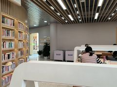 -浦东新区花木街道图书馆