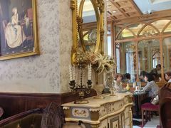 -秘密旅行Bonjour(黑金冠 江南西店)