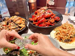 -巴厘龙虾·榜首油焖大虾(音乐学院·沿江酒馆店)