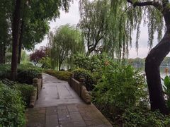 -苏堤停车场