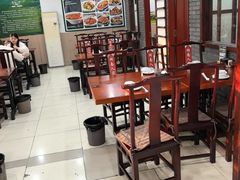 -湖南人家湘菜馆(镇江路店)